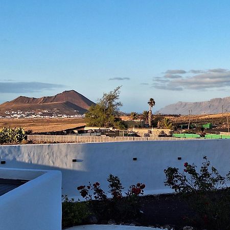 Casa El Gallo Teguise  Eksteriør bilde