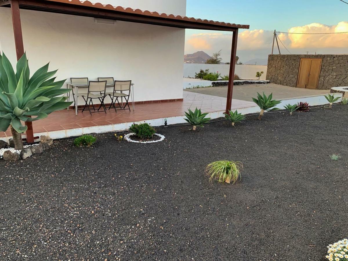 Casa El Gallo Teguise  Eksteriør bilde